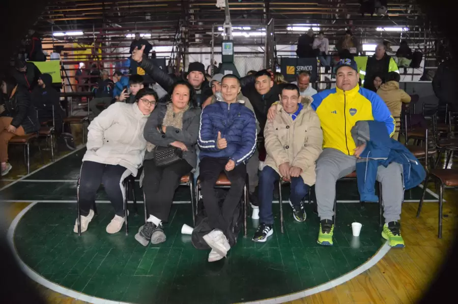 Pese al frío, el público acompañó la iniciativa de Pandolfino producciones.