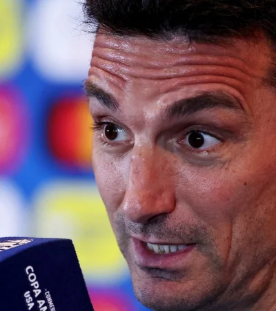 A Scaloni no le gustó una pregunta