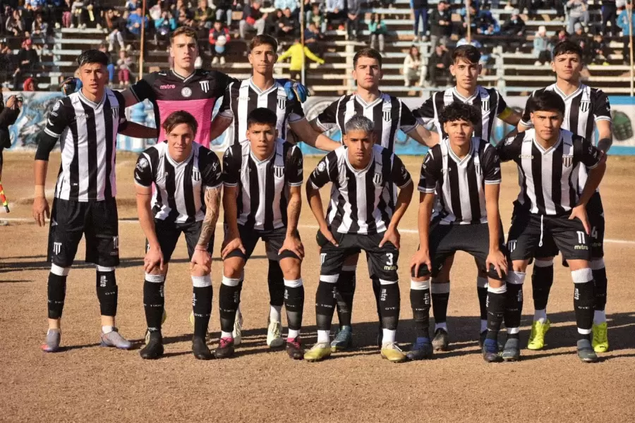 La formación de Gimnasia que dio el golpe en San José