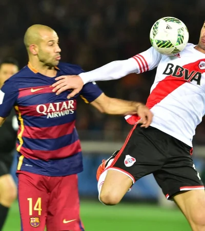 Mascherano y Barcelona vencieron al River de Gallardo.