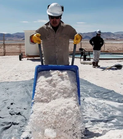 Argentina está camino a triplicar su capacidad de producción anual y pone en jaque las inversiones en Chile