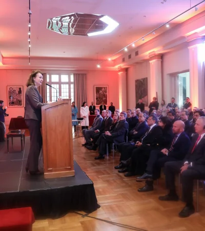 Mondino y Francos presiden acto de entrega de las nuevas credenciales diplomáticas y para funcionarios extranjeros