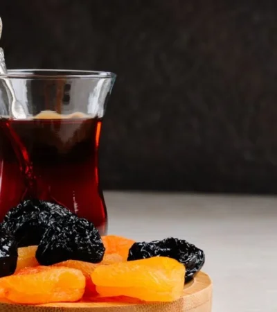 El té de ciruelas pasas es muy efectivo para quemar grasas /