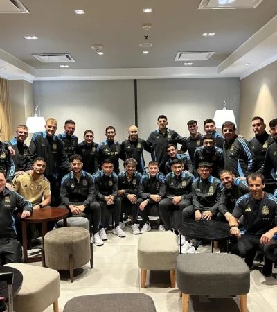 El plantel argentina viajó a a Francia