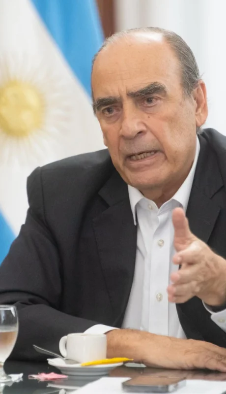 El jefe de Gabinete, Guillermo Francos, tiene un papel fundamental en la relación de la Casa Rosada con los gobernadores.