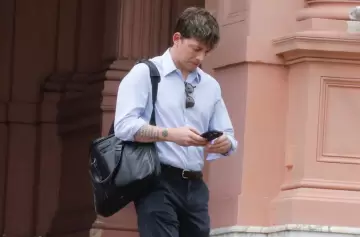 Macri se reunió con Santiago Caputo, en un intento del Gobierno por limar asperezas