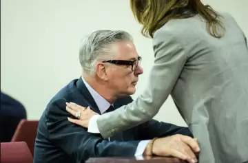 Alec Baldwin lograría abandonar el infierno de Rust