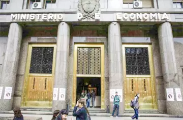 En el Gobierno proyectan una inflación más baja y no frenar la salida de la recesión