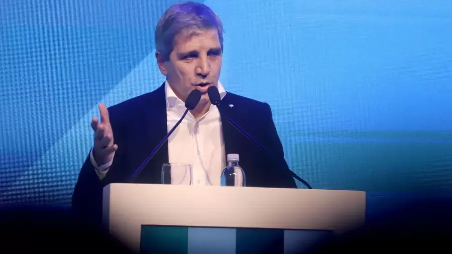 Ministro de Economía Luis Caputo.