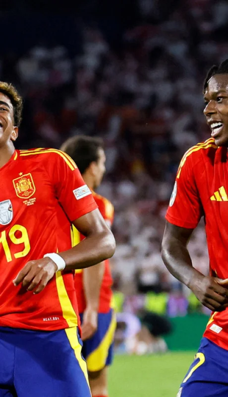 Lamine Yamal y Nico Williams, la expresión futbolística de la lujosa España