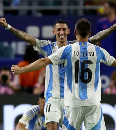 El emocionante abrazo entre Di María y Gio Lo Celso