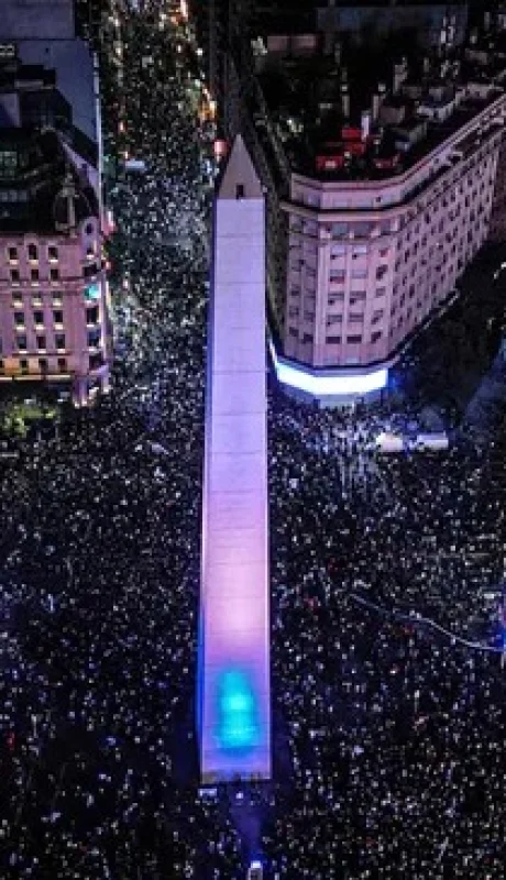Festejos del título en el Obelisco.