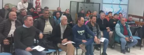 El 11 de julio productores del Este de Mendoza se reunieron para escuchar la experiencia de los pilotos de la lucha antigranizo.