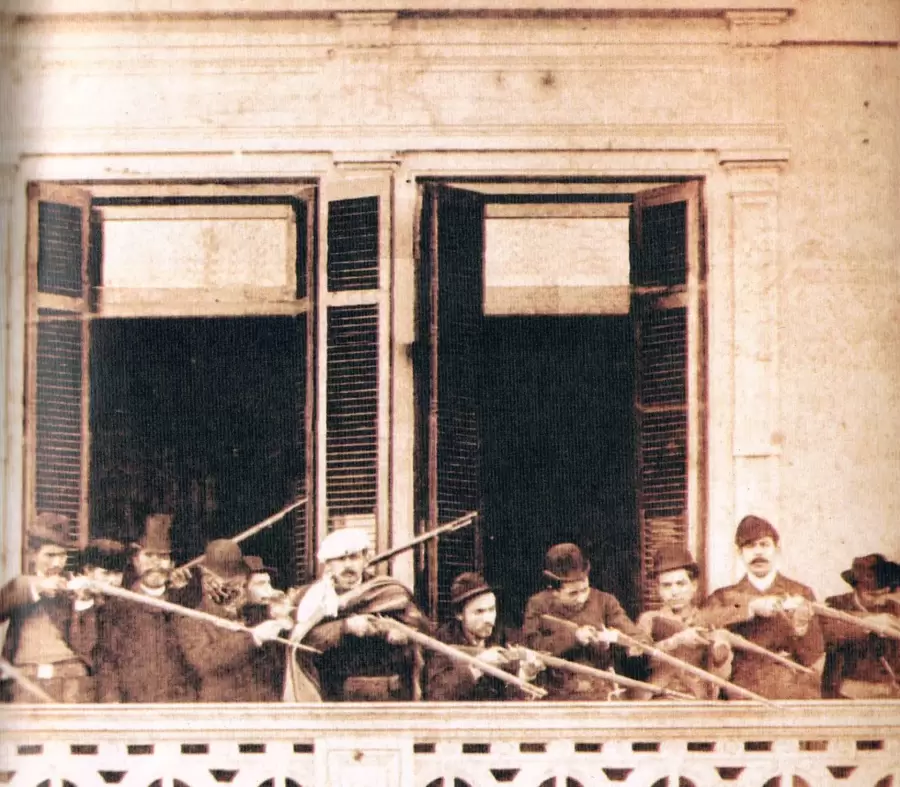 La Revolución del Parque, en 1890, provocó el derrocamiento de Juárez Celman.