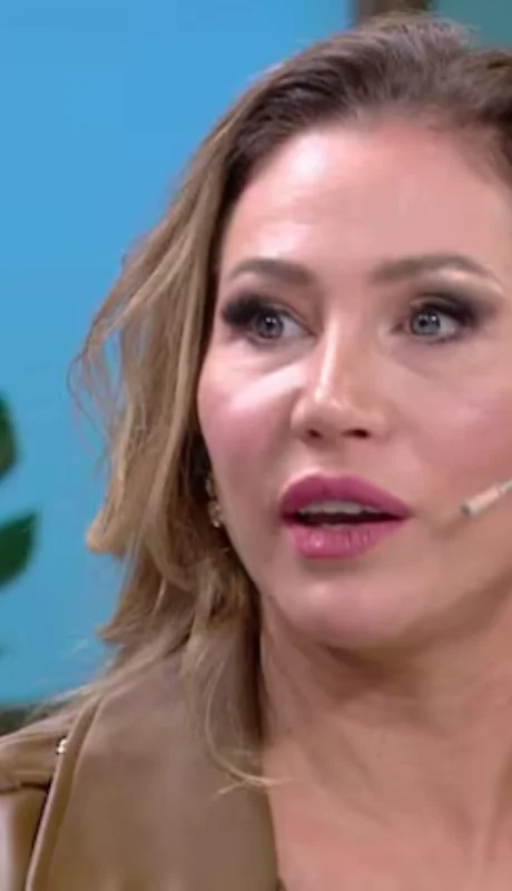 Adabel Guerrero estuvo en Almorzando con Juana.