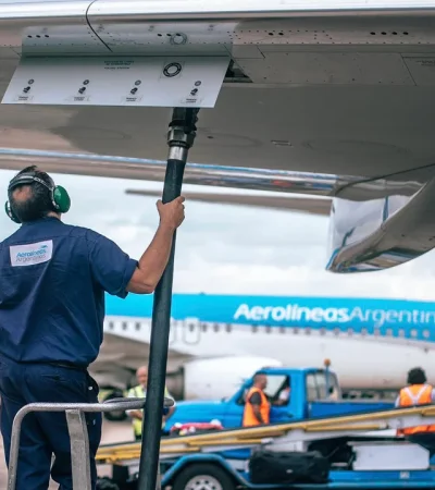 Los empleados de Aerolíneas se pueden sumar al plan de retiro voluntario