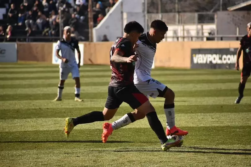 Un vibrante encuentro se jugó en el Parque