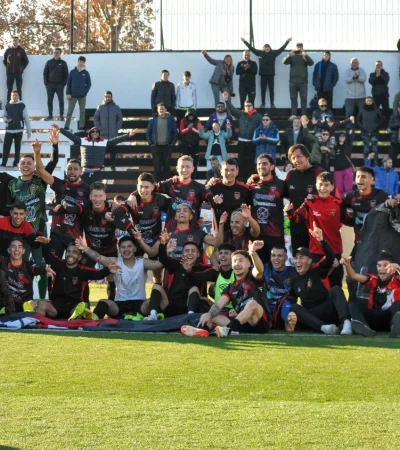El plantel de Fadep que se consagró en la Liga.