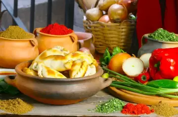 La ruta de las empanadas argentinas: cómo se hacen en cada provincia