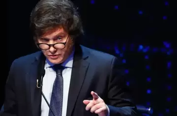 Javier Milei se convierte en el padrino de la manera menos esperada