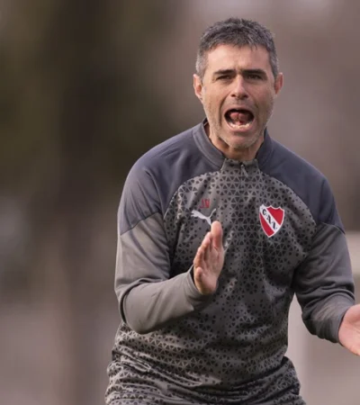 Julio Vaccari, DT del Rojo