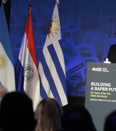 Milei cargó contra Irán por el atentado en la Amia y prometió juzgar a los responsables