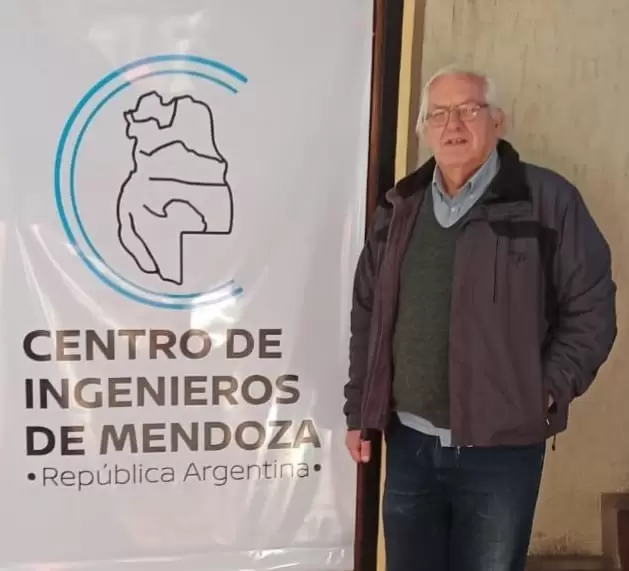 Ingeniero Daniel Dimaría, presidente del Centro de Ingenieros.