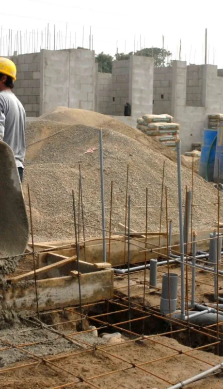 Construcción en Mendoza: ¿hundida en un pozo sin fondo?