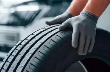 Bridgestone y Fate, en crisis: ¿despidos y precarización enmascarados?