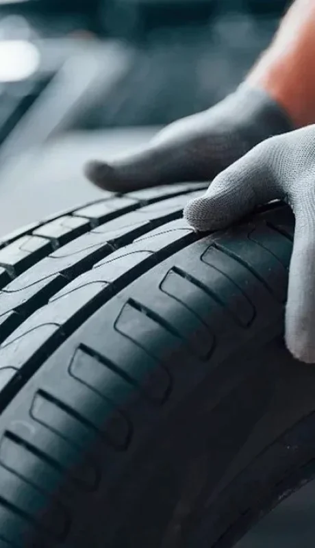 Bridgestone y Fate, en crisis: ¿despidos y precarización enmascarados?