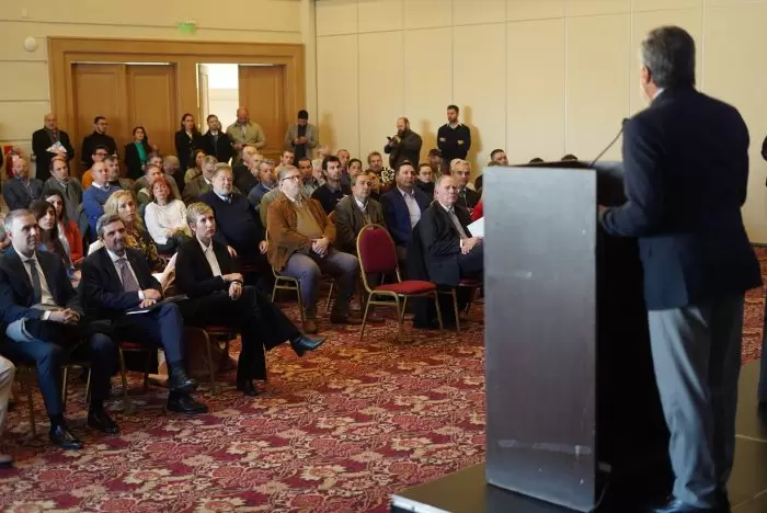 El gobernador Cornejo presenta elplan