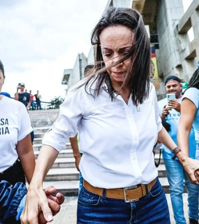 Corina Machado habría sido objeto de un plan para que sufriera un accidente automovilístico