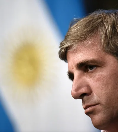 Caputo y Milei se oponen a otra devaluación