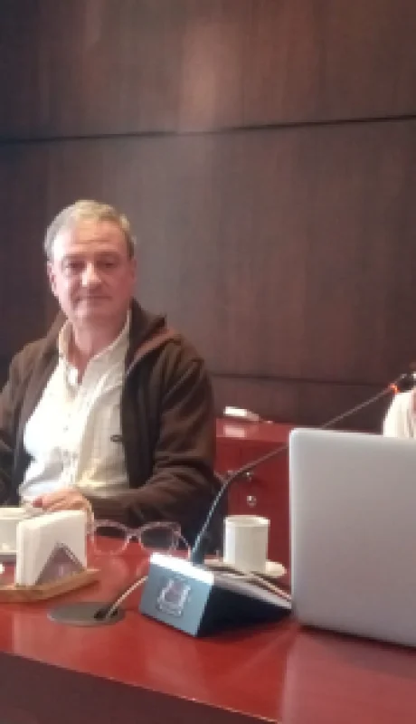 Félix Nallim, Marcelo Codón y Sandra Abdo, en la sede de la Caja de Previsión para Profesionales de la Salud Mendoza.