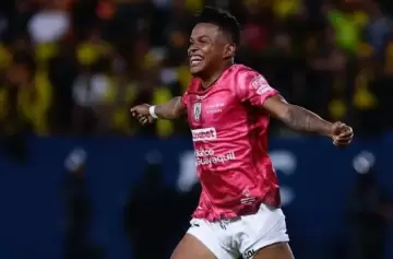 Sancionaron a un jugador de Independiente del Valle por falsificar su identidad