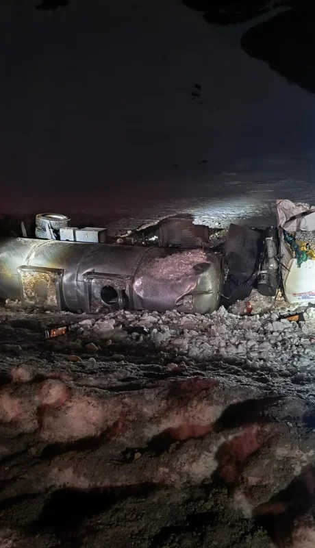 Volcó un camión en la zona de caracoles