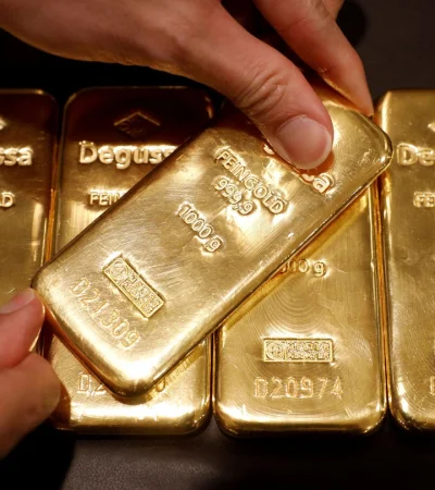 Se abrió el debate sobre el envío de lingotes de oro del Banco Central a Inglaterra