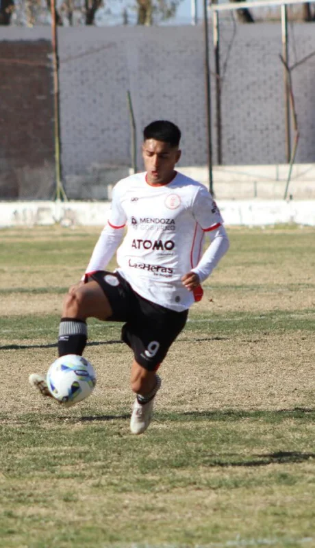 San Martín y Huracán igualaron en la reválida.