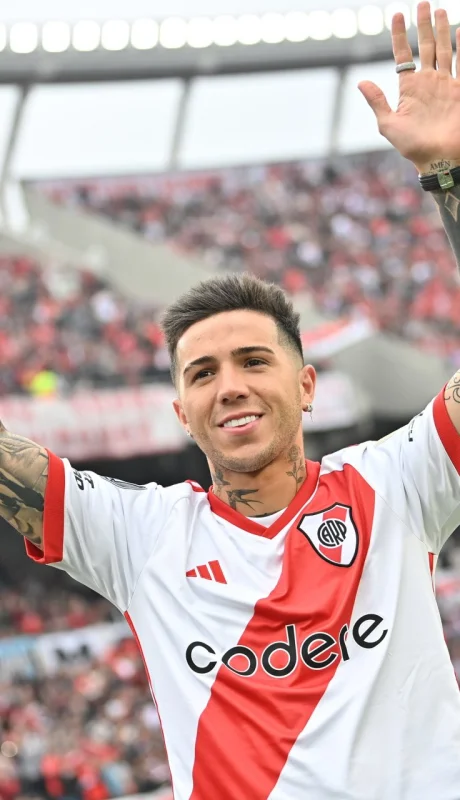 Enzo Fernández quedó en el centro del debate