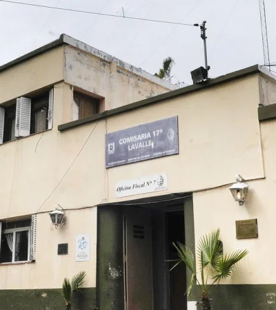 Comisaria 17ª de Lavalle.