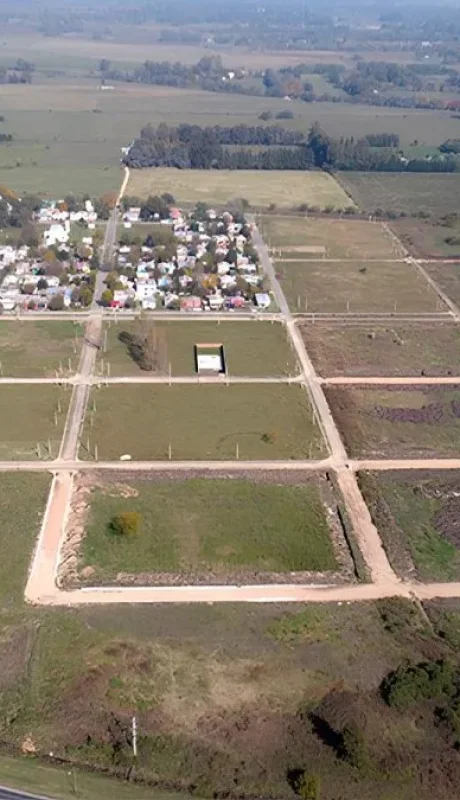 "Se le entregó el mandato absoluto a un presidente que vive el glamour del cargo"