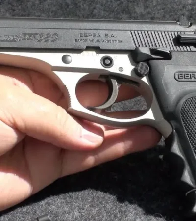 Un proyecto busca regularizar la tenencia de armas y la entrega voluntaria con incentivos