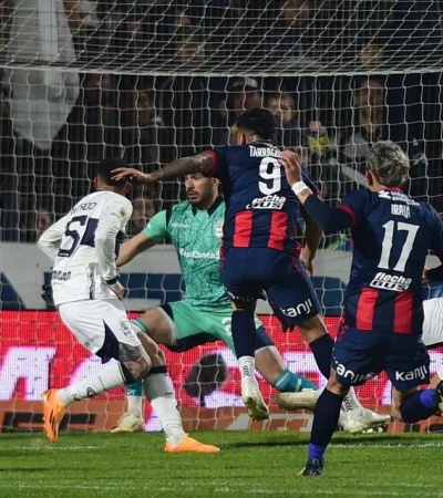 Cristian Tarragona anotó el tanto del triunfo azulgrana