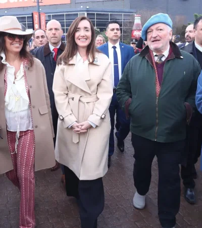 Llegada de Villarruel a la exposición