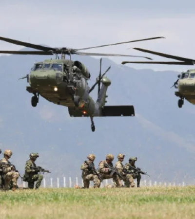 Se iniciaron bombardeos como antesala de una ofensiva del Ejército colombiano