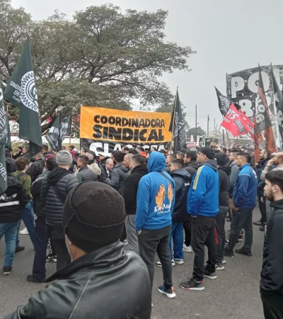 Luego de las protestas por despidos en el sector del neumático, habrá marcha a Plaza de Mayo.