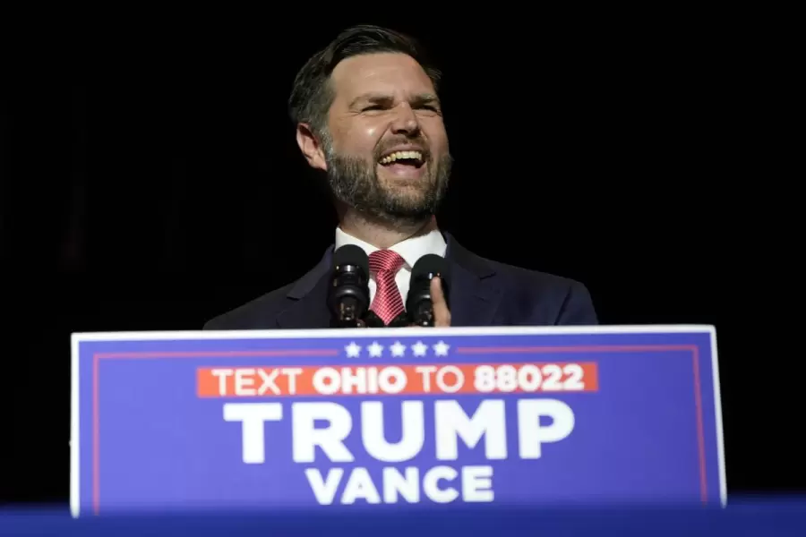 El candidato elegido por Trump viene precedido de críticas por su pensamiento político.