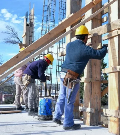 La construcción es la actividad que más repuntó en mayo. (web)