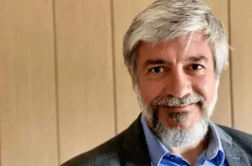 Un importante economista analiza la falta de dólares y la recuperación argentina