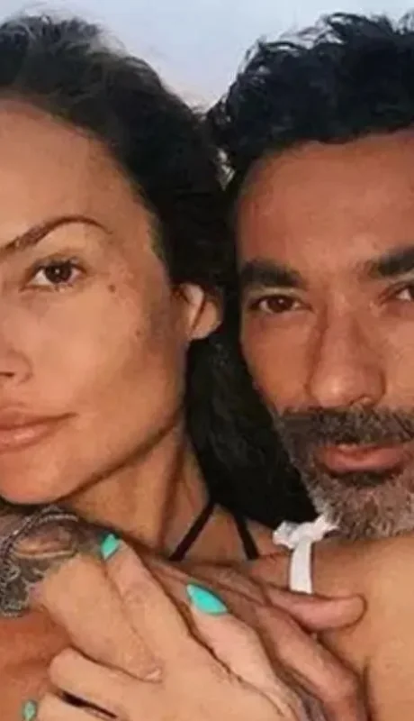 Ezequiel Lavezzi y su pareja María Guadalupe Tauro
